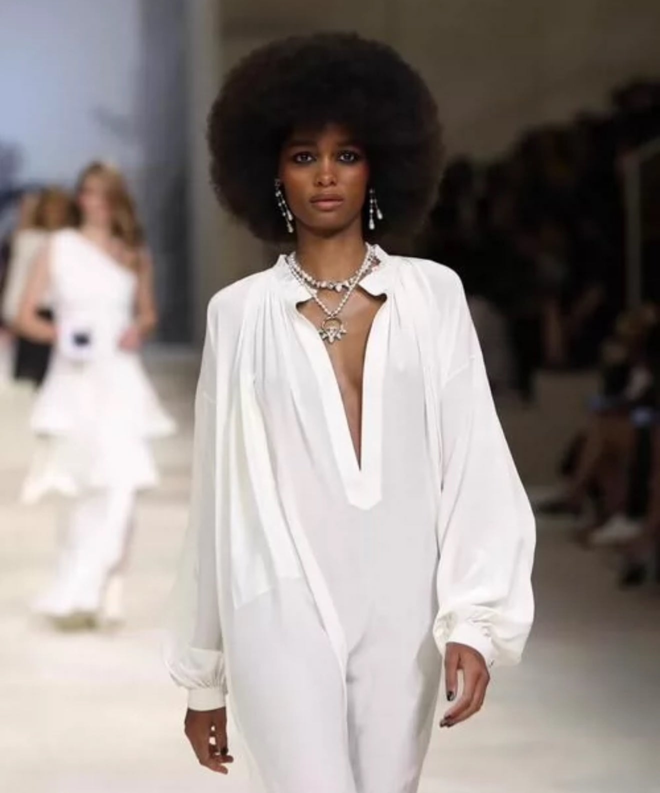 chanel white long dress Long dress - Silk satin, white Fashion