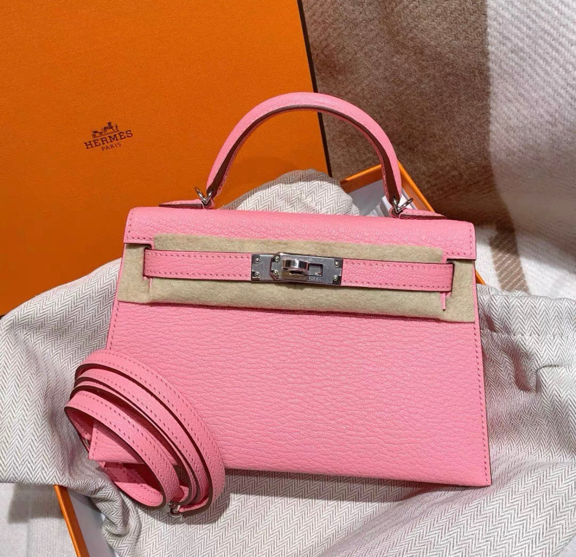 Hermes Mini Kelly 20 Sellier Bag in 5P Pink Bubblegum Epsom Leather with Palladium Hardware