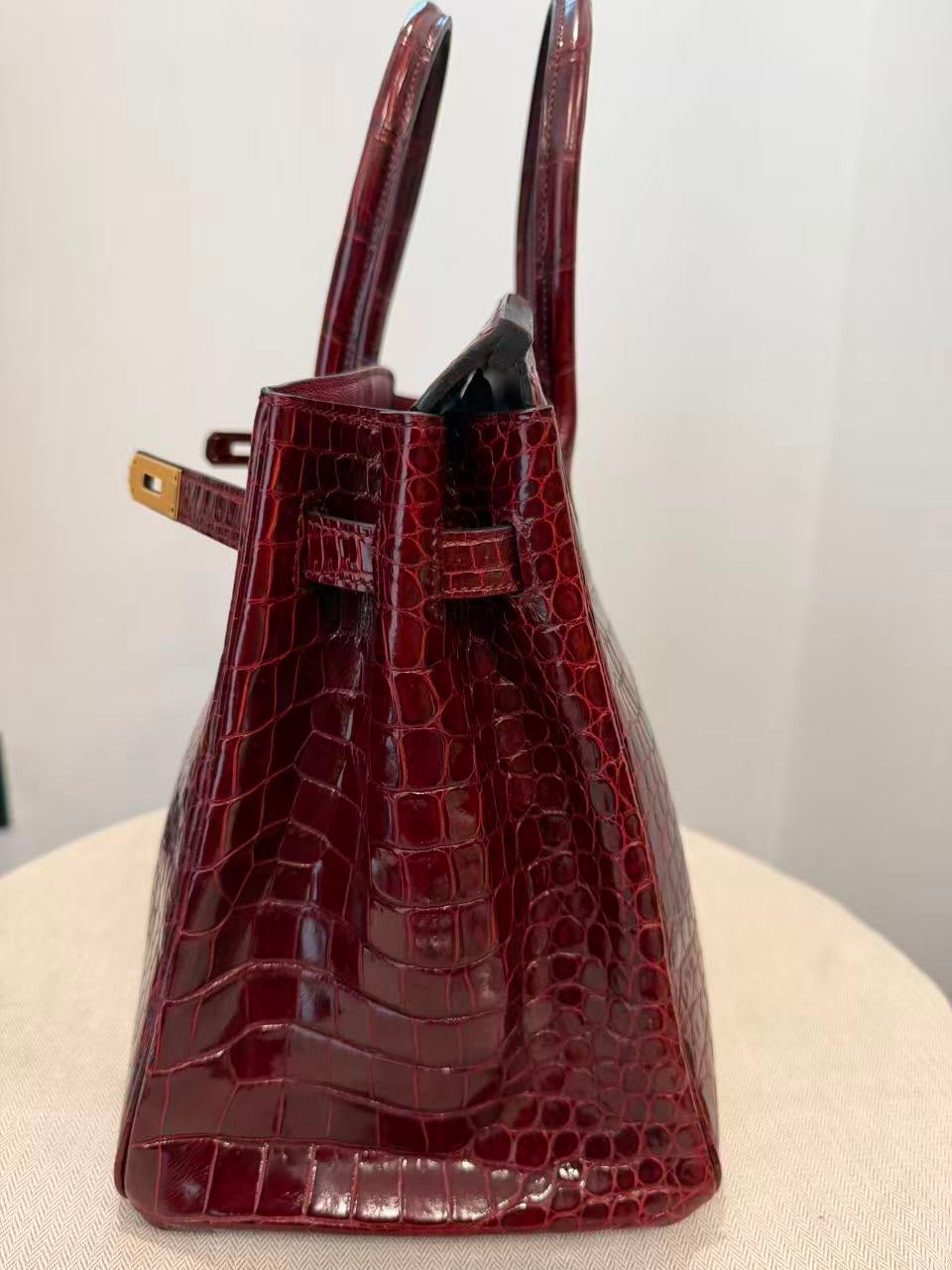Rare Hermes Birkin 35 shiny Porosus Bordeaux Shiny Porosus Crocodile leather Gold hardware