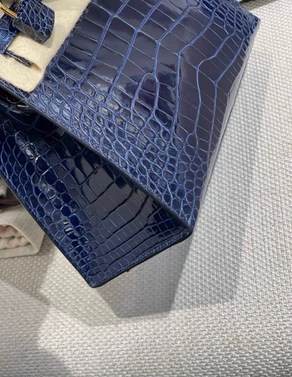 Hermès Kelly 25 Blue Sapphire Alligator Shiny Gold Hardware