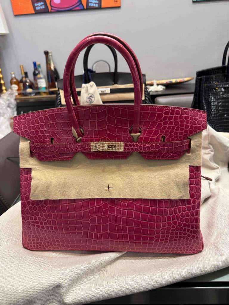 Pre-Owned Hermes Birkin 35 Rose Scheherazade crocodile leather Yellow Gold Diamond hardware