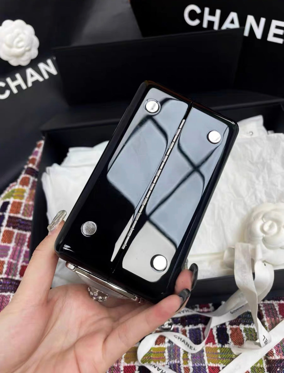 CHANEL MINAUDIÈRE LIMITED EDITION PLEXIGLASS TRAFFIC SILVER-TONE