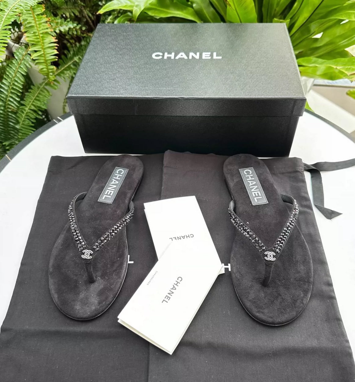 Chanel 2025 Interlocking CC Logo Flip Flops