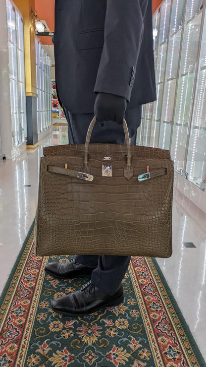 Rare Hermes Birkin 40 Gris Elephant Matte Alligator leather palladium hardware