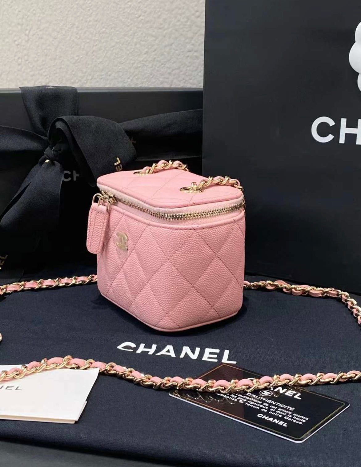 CHANEL 20 Pink Quilted Caviar Leather Mini Vanity Case With Chain