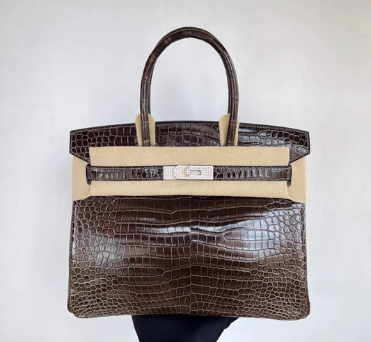 Hermès Birkin 30 Brown Shiny Porosus Crocodile Diamond Hardware