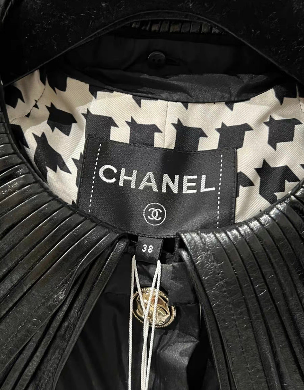 Rare Chanel 20k Black long windbreaker with collar and cuffs coat size 38