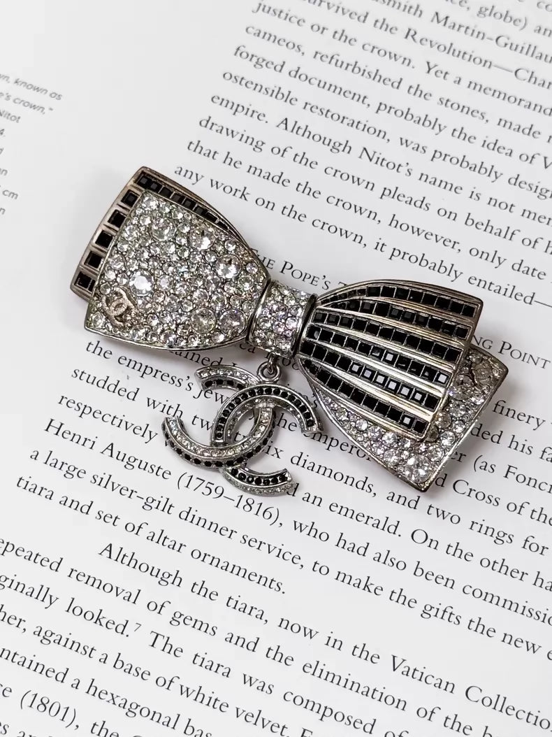 Chanel 17P Black and White Full Rhinestone Bow Double C Brooch