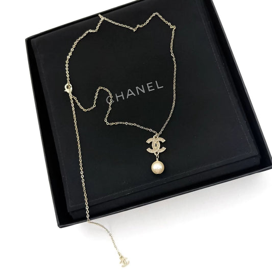 Chanel sparkling diamond double C pearl pendant necklace