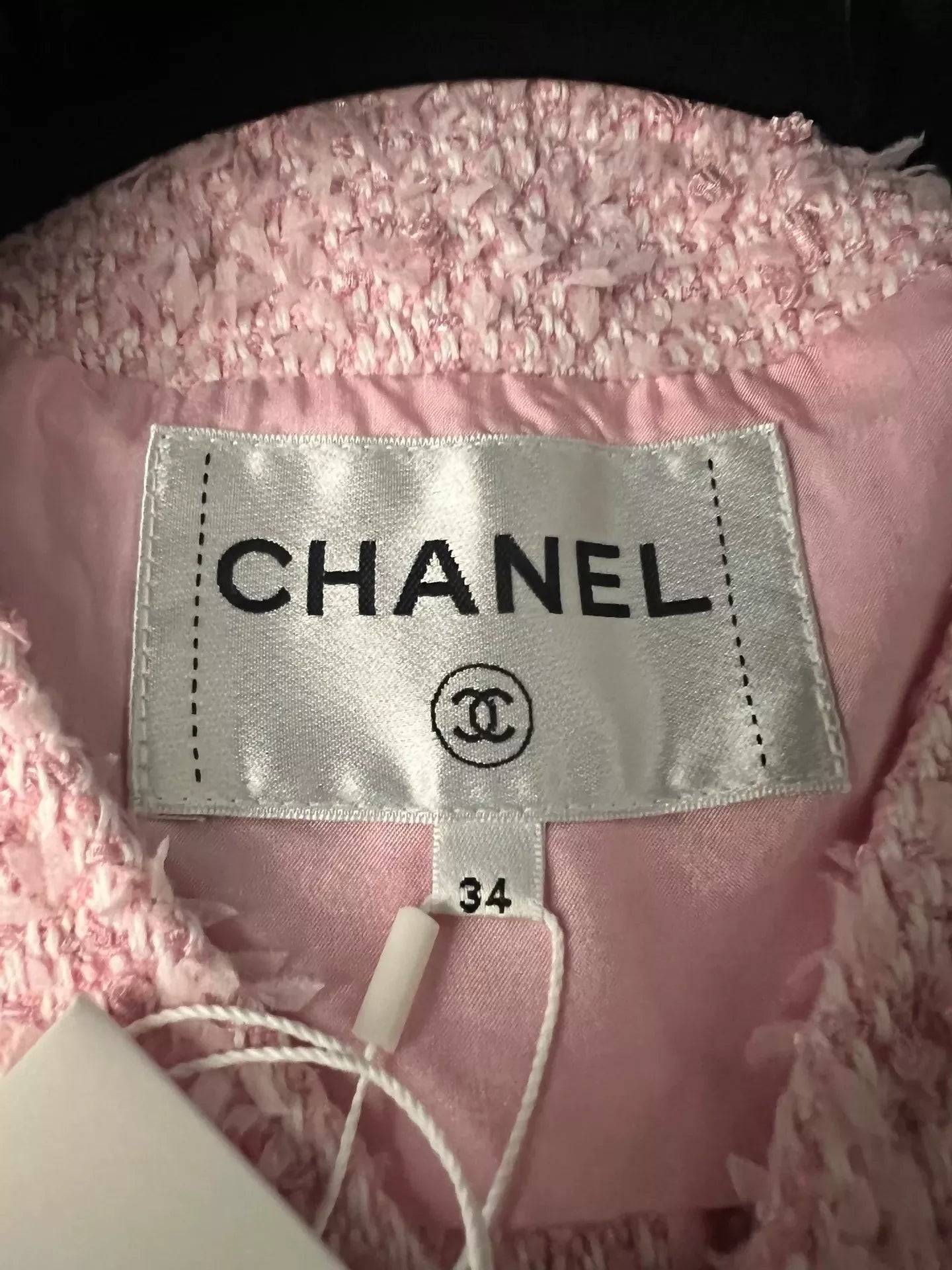 Chanel 21C light pink jacket