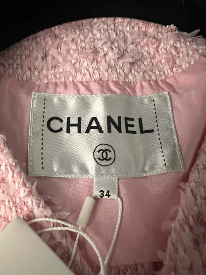 Chanel 21C light pink jacket