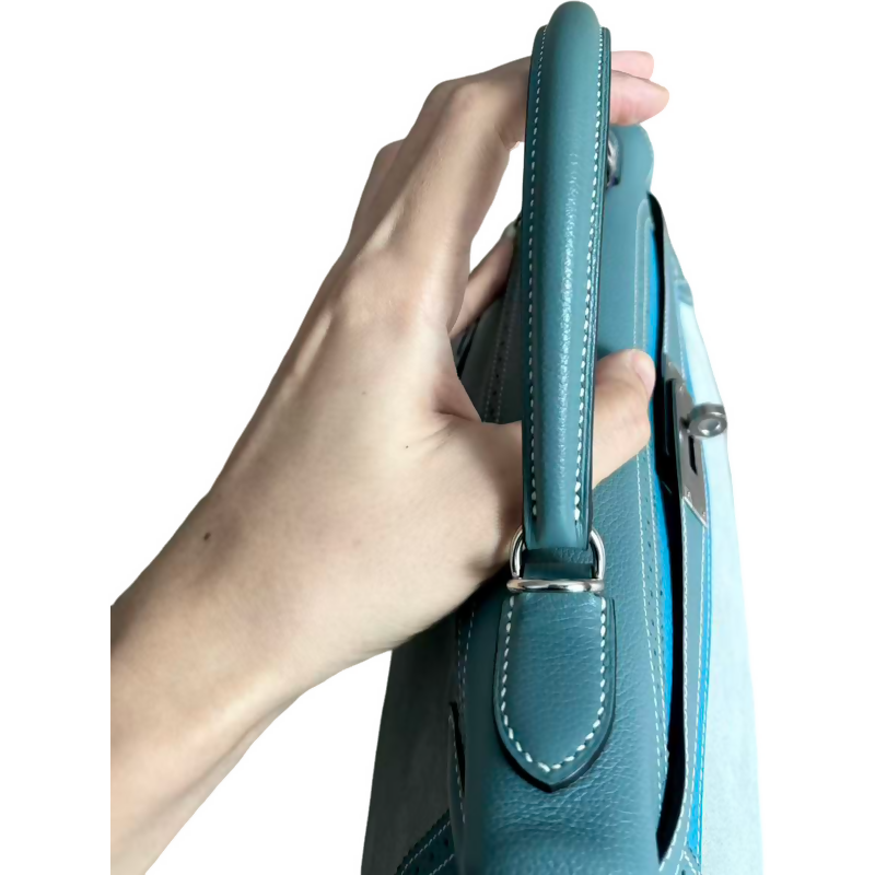 Hermes vintage Kelly 32 lace collection in suede denim blue