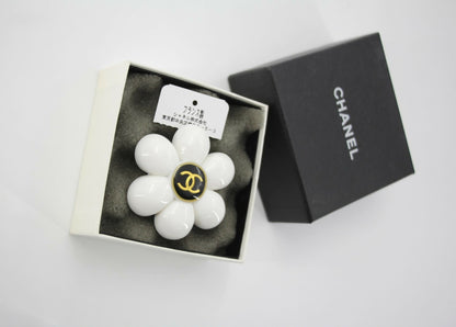 Chanel 96P Resin White Six-Petal Flower Brooch