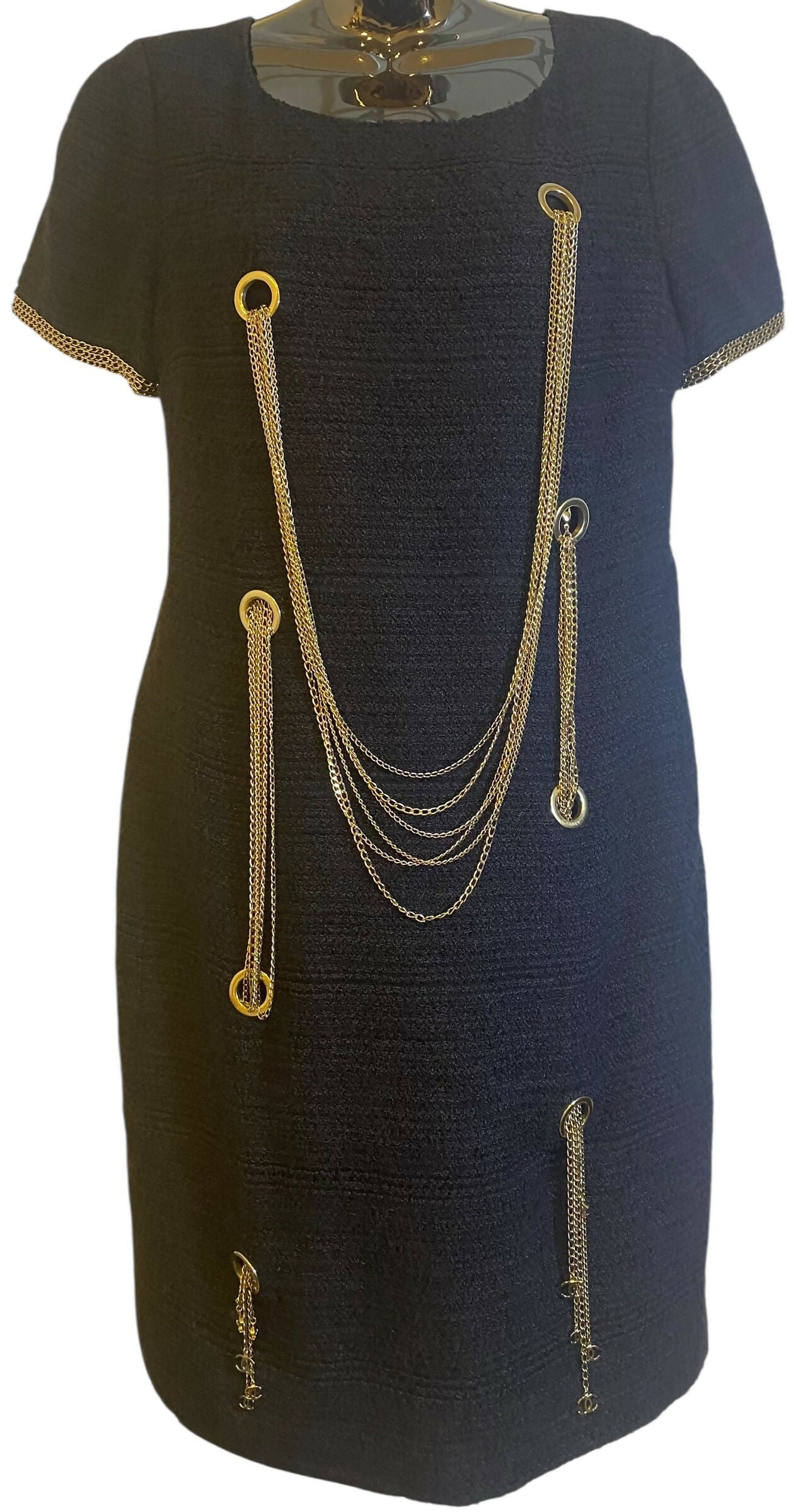 CHANEL 08P RUNWAY BLACK TWEED DRESS GOLD CC LOGO CHAINS FR 50