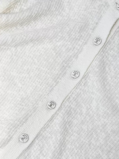 Chanel 25M white knit cardigan
