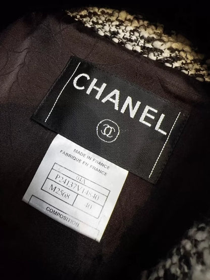 Chanel 04A black and white tweed jacket