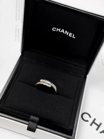 Chanel Coco crush TOI ET MOI two-tone ring