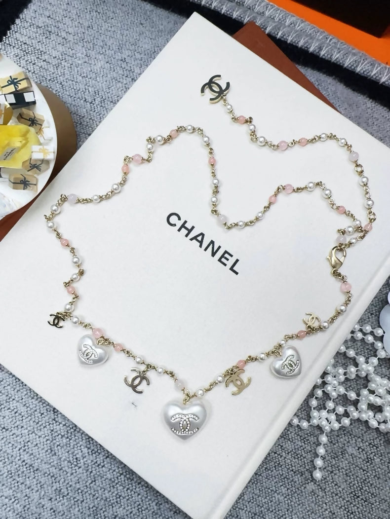 Chanel 21B Double C Heart Diamond Pearl Waist Necklace