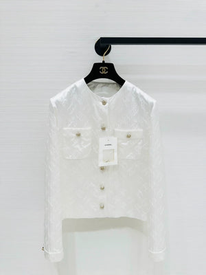 Chanel 25a ecru cardigan