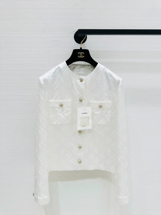 Chanel 25a ecru cardigan