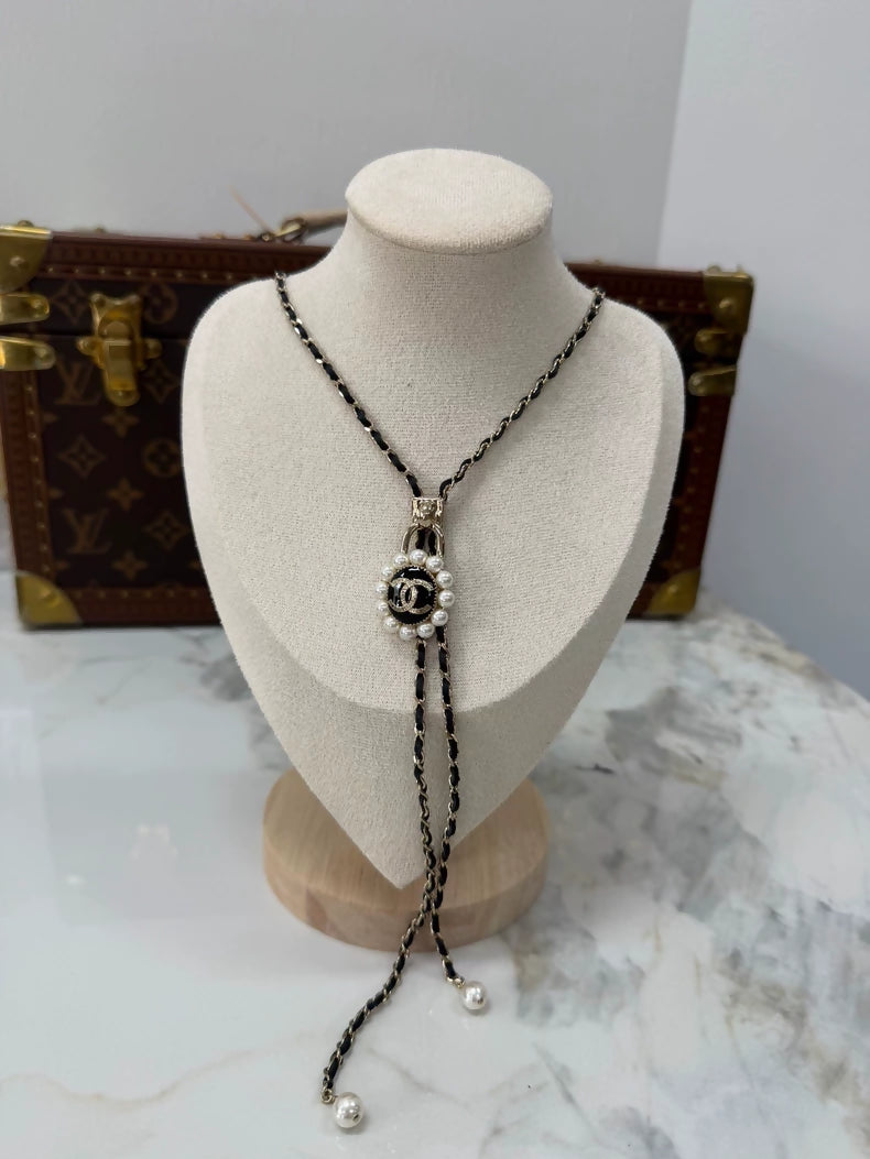 Chanel 21A leather Necklace