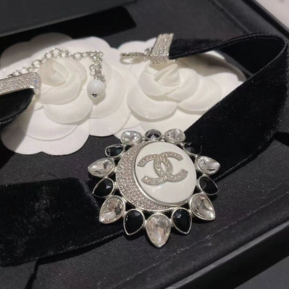 Chanel 22C sunflower velvet choker necklace limited edition
