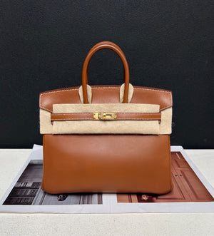 Rare Hermès Birkin 25 smooth Barenia leather gold hardware full set