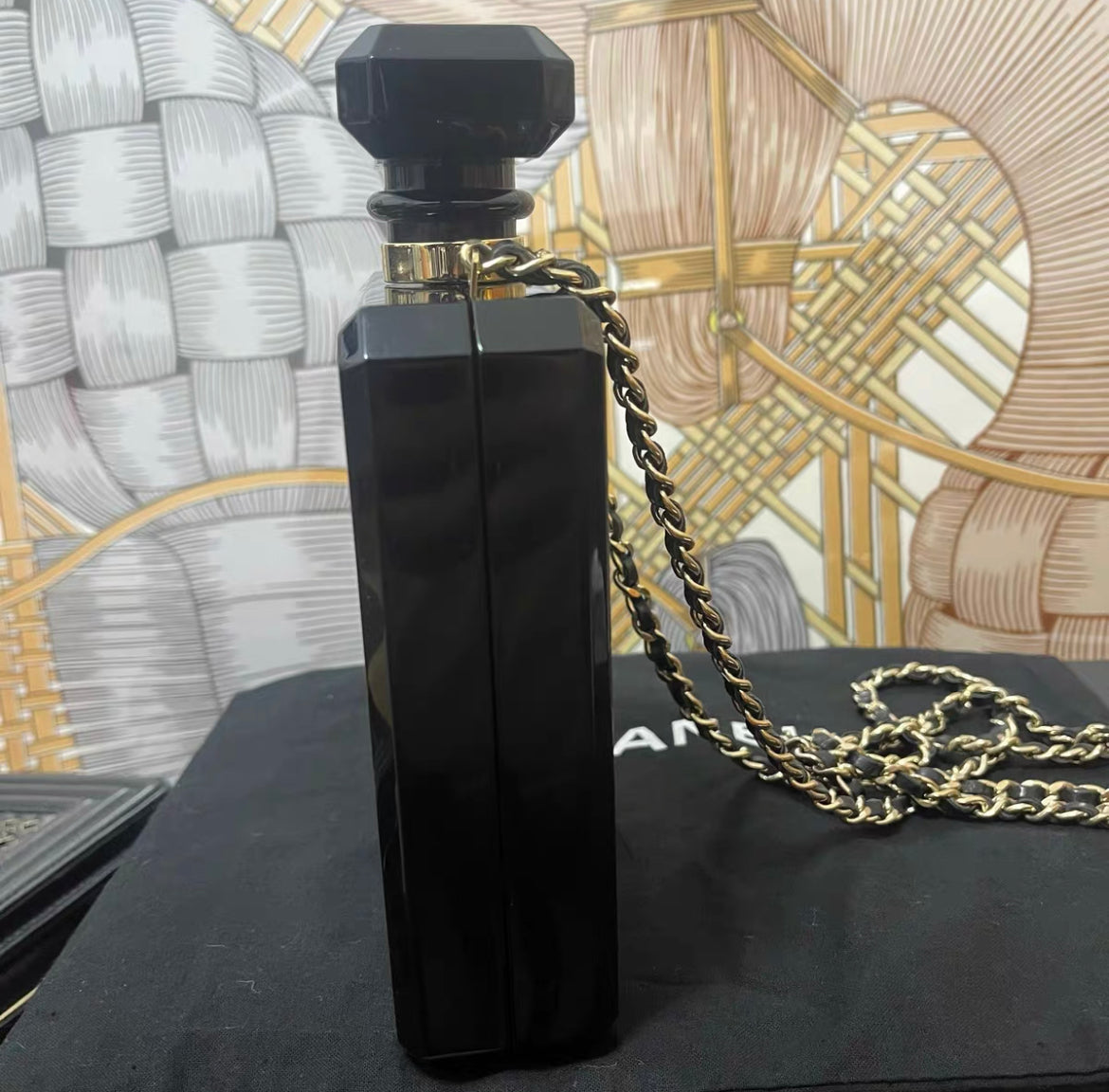 CHANEL 2013 N5 Perfume Bottle Minaudière Clutch Bag – Wararni.com