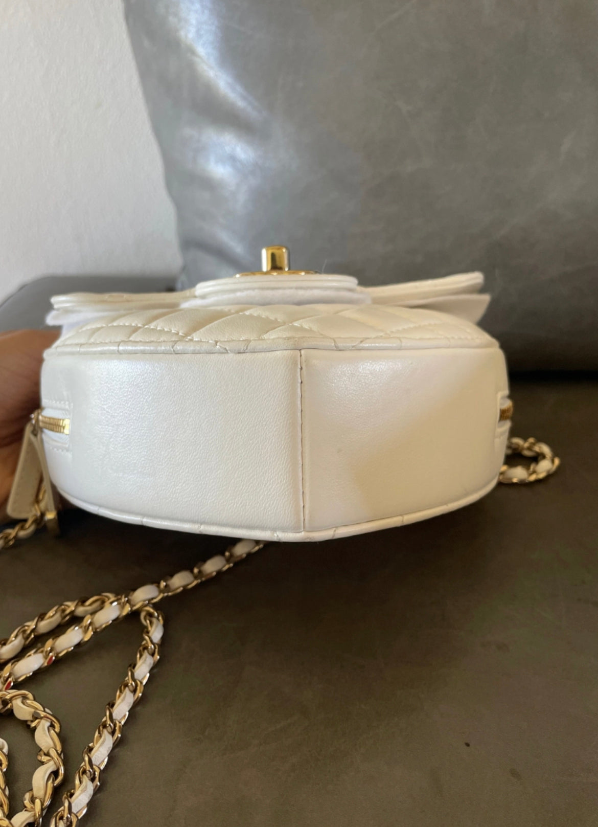 Chanel 22S white large heart bag