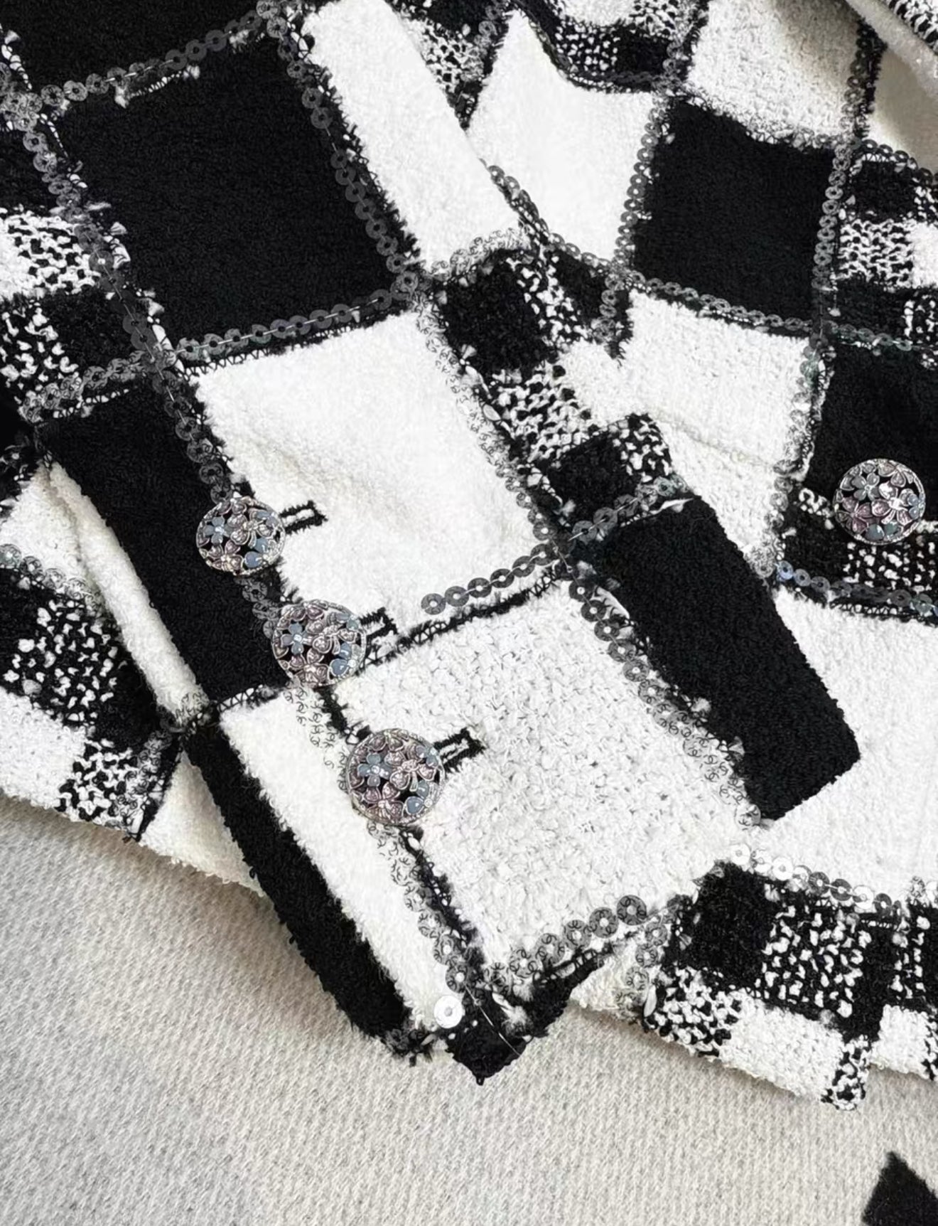 Chanel 24S black & white jacket