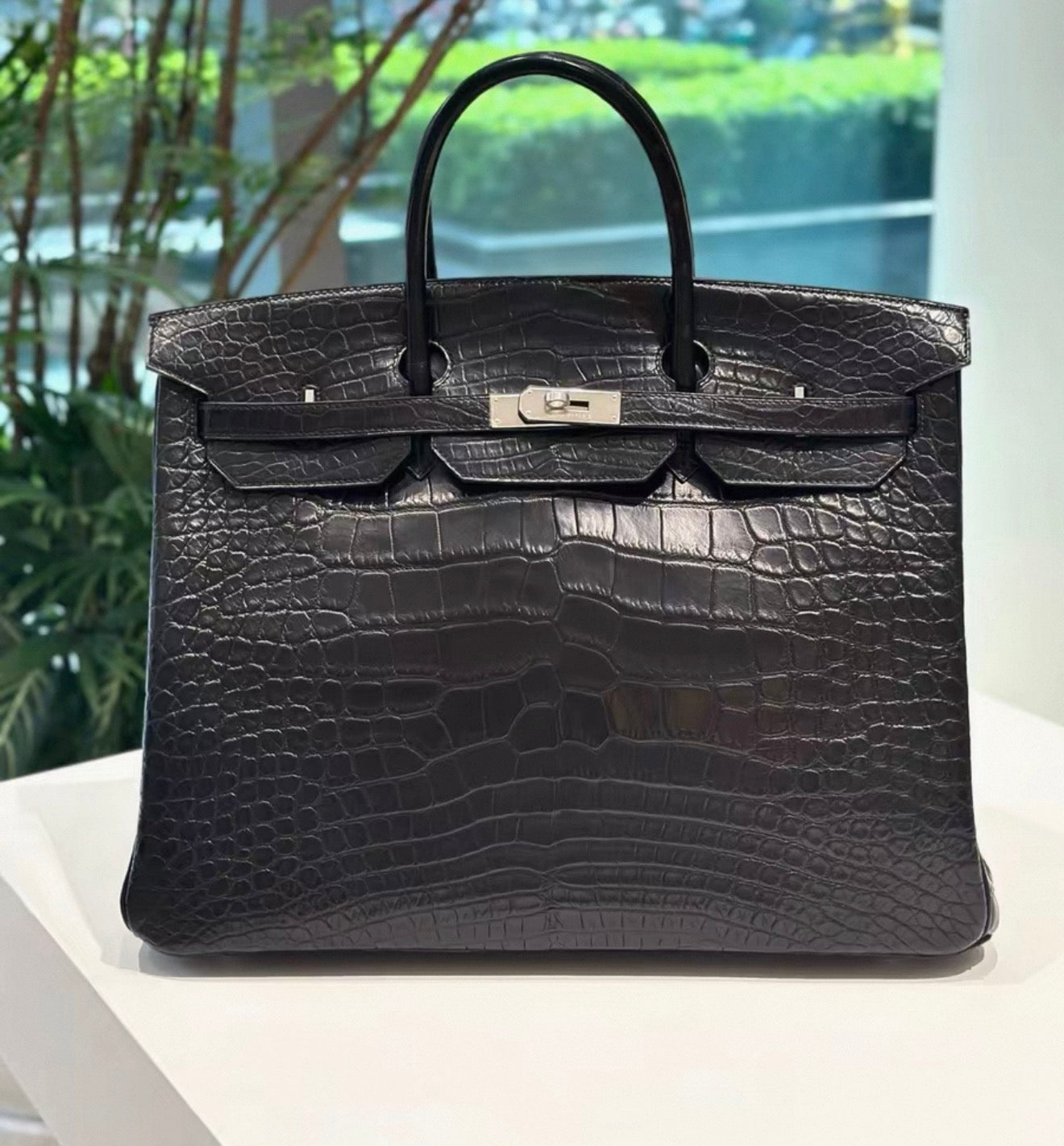 Hermes Birkin 40 Black Matte Porosus Crocodile Leather palladium