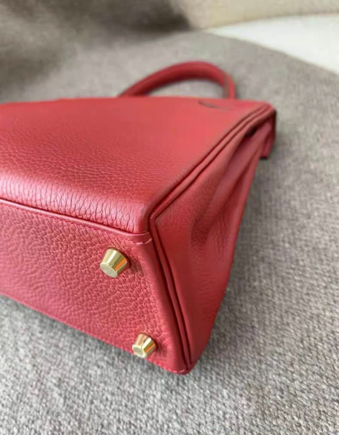 HERMES KELLY 25 RETOURNE ROUGE VIF TOGO GOLD HARDWARE