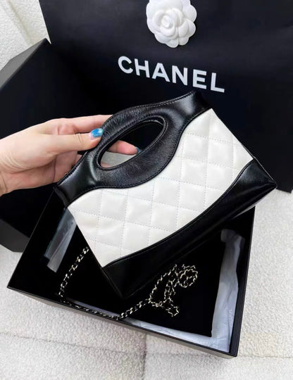 CHANEL 24B NANO 31 BAG PATENT BLACK/WHITE LGHW (MICROCHIP)