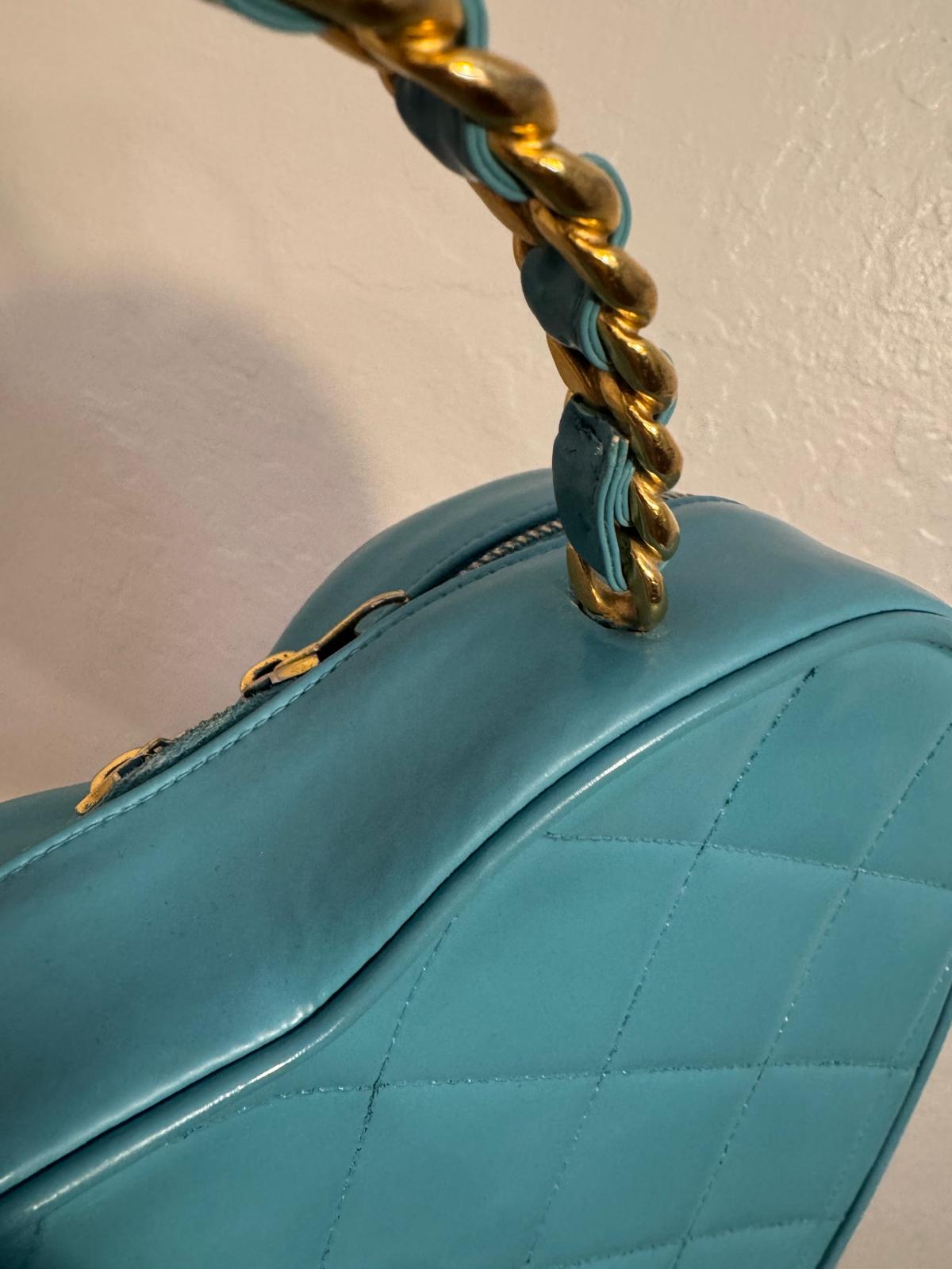 CHANEL 1995 TIFFANY BLUE / PINK PATENT LEATHER HEART VANITY BAG