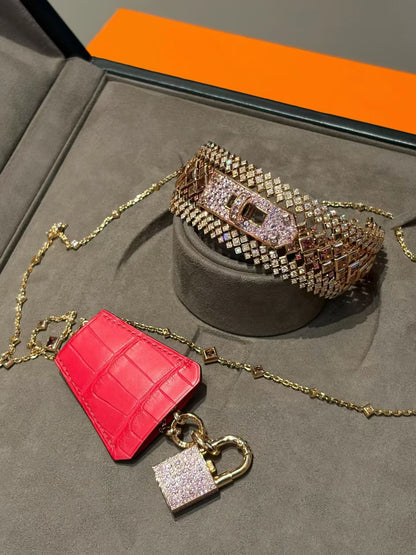 Hermès High Jewellery Kelly Joaillidre 
Bracelet/Watch/Necklace Rose gold Full Diamonds & Pink Sapphire crocodile Necklace