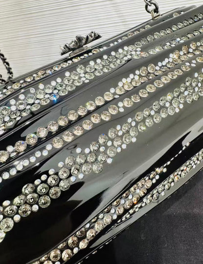 Chanel 18 Chanel Black Strass Log CC Minaudière