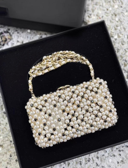 Chanel 23s black and white color gold metal pearl evening bag minaudière