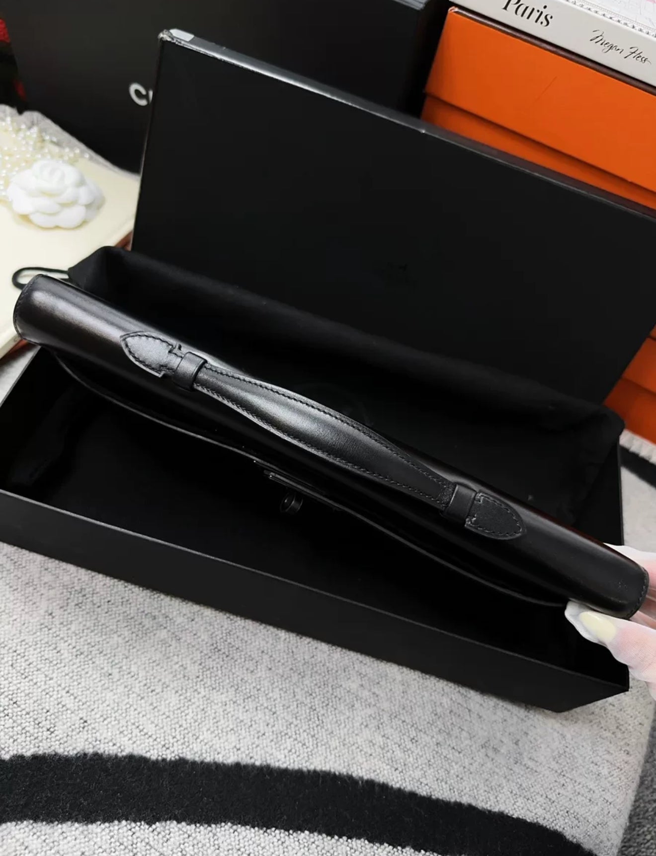 Hermes Kelly cut So Black Box Leather
