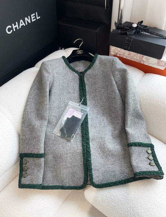 CHANEL 15A METIERS D'ART PARIS-SALZBURG Green & Gray tweed jacket size 36