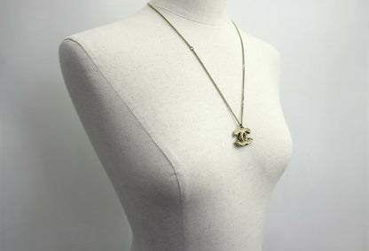 Chanel Vintage A11 Metal Enamel Yellow Glitter Leaf Motif Adjustable Necklace