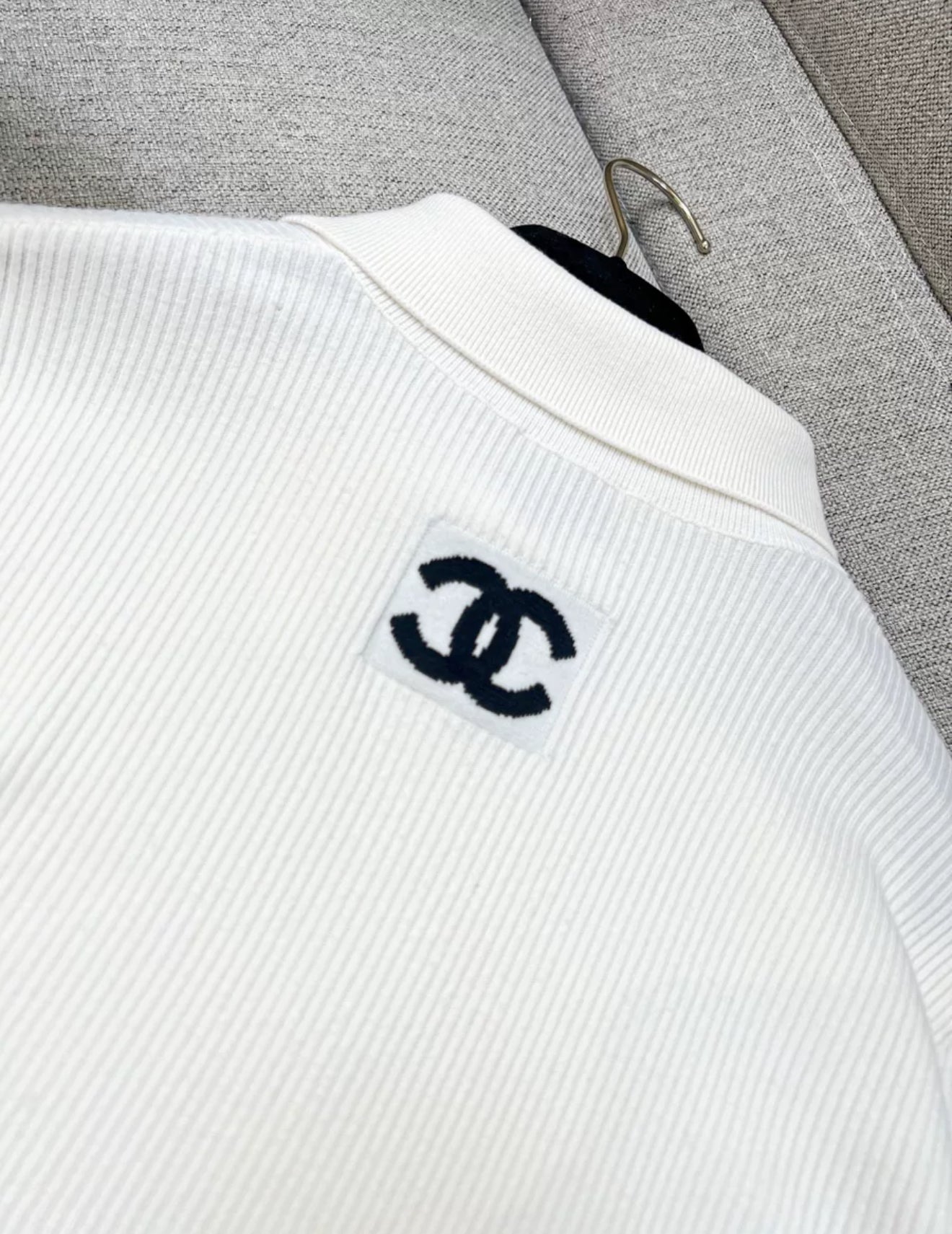 Chanel 23N Coco neige ski series white cashmere top
