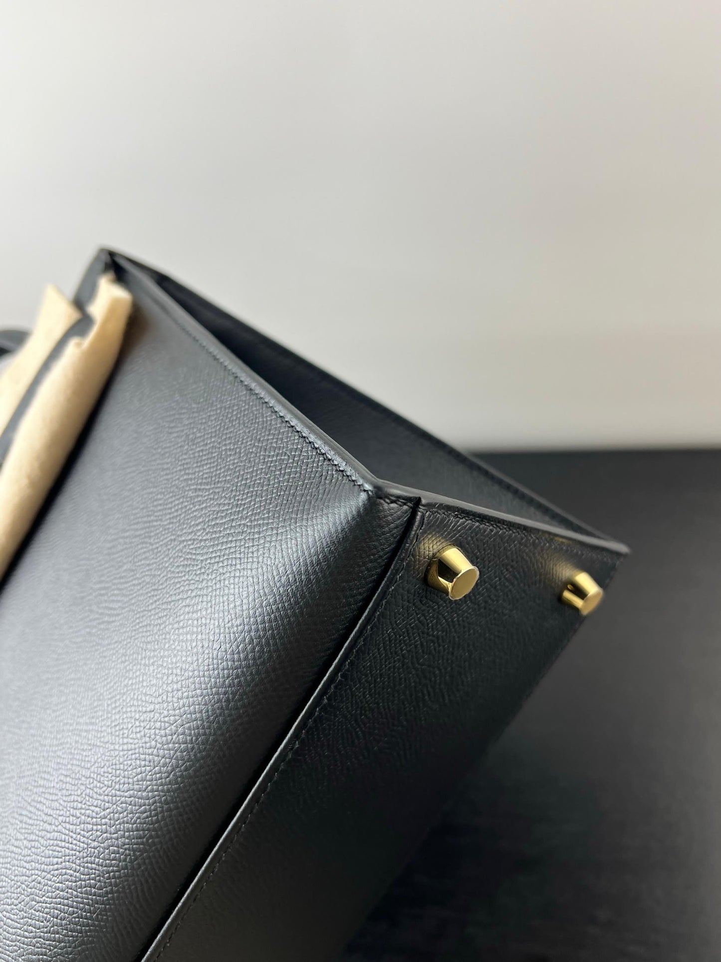 Hermes Kelly 28 Black Epsom Leather Gold Hardware