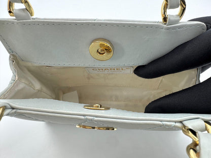 chanel vintage kelly gold handle hardware