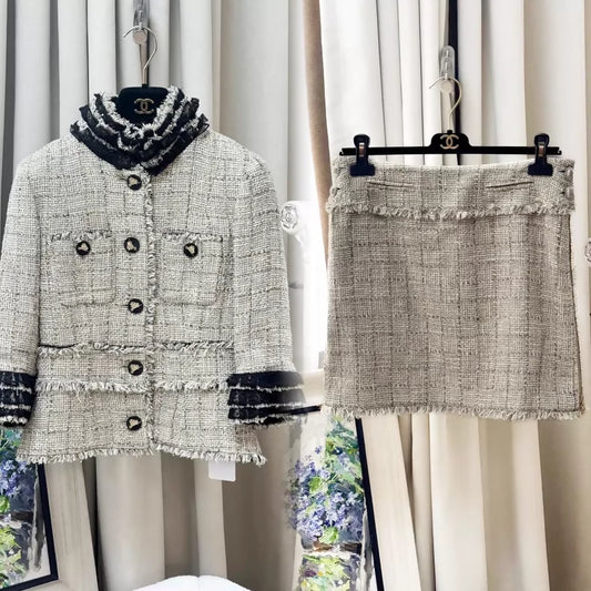 Chanel 10A Beige Tweed jacket and skirt set