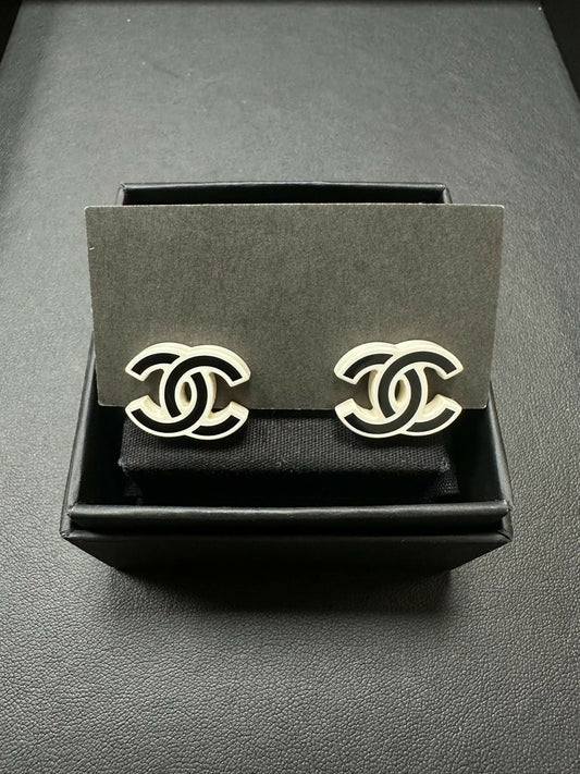 Chanel 2022 Resin Black White Black Simple CC Stud Earrings