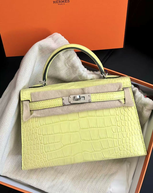 Hermès Mini Kelly 20 Vert Jade (9R) Matte Alligator with Palladium Hardware