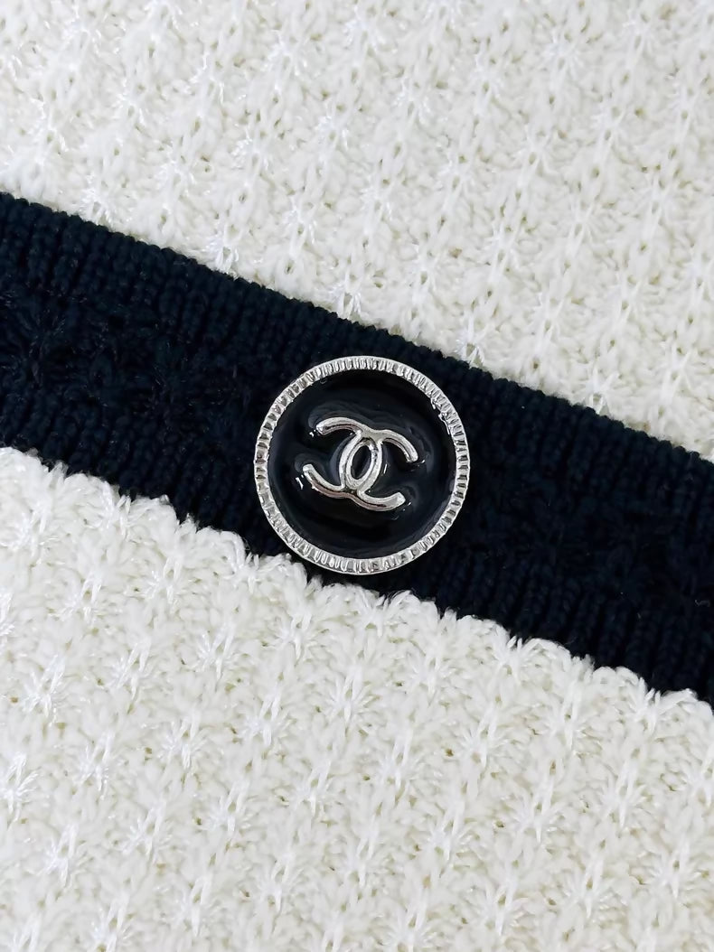 Chanel 24p ecru knit cardigan