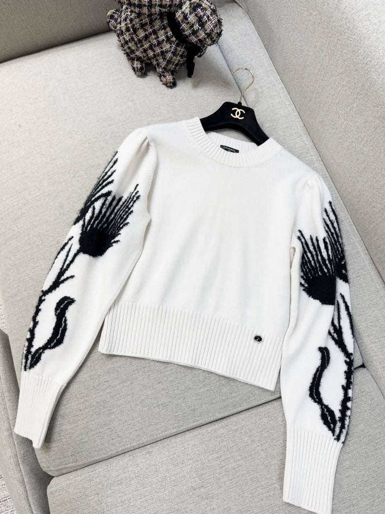 Chanel white & black sweater