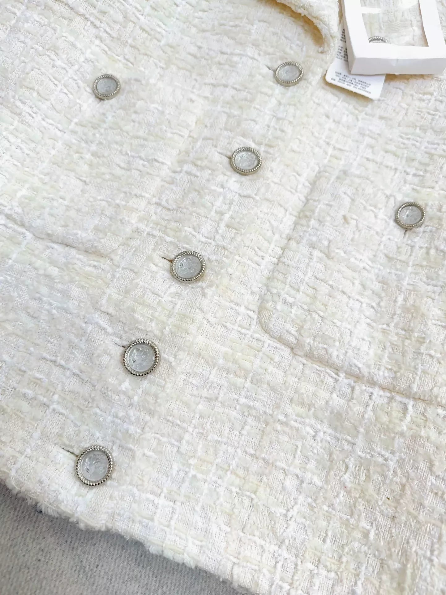 Chanel 22p white tweed jacket