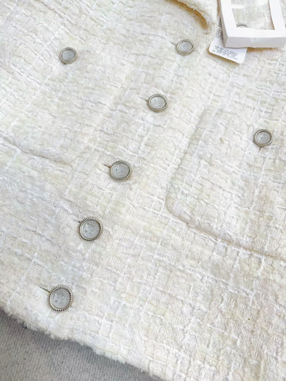 Chanel 22p white tweed jacket